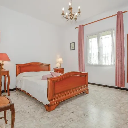 Apartment Beautiful In W/ Wifi And 3 Bedrooms Cervione