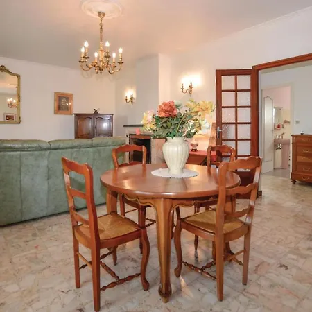Beautiful In W/ Wifi And 3 Bedrooms *